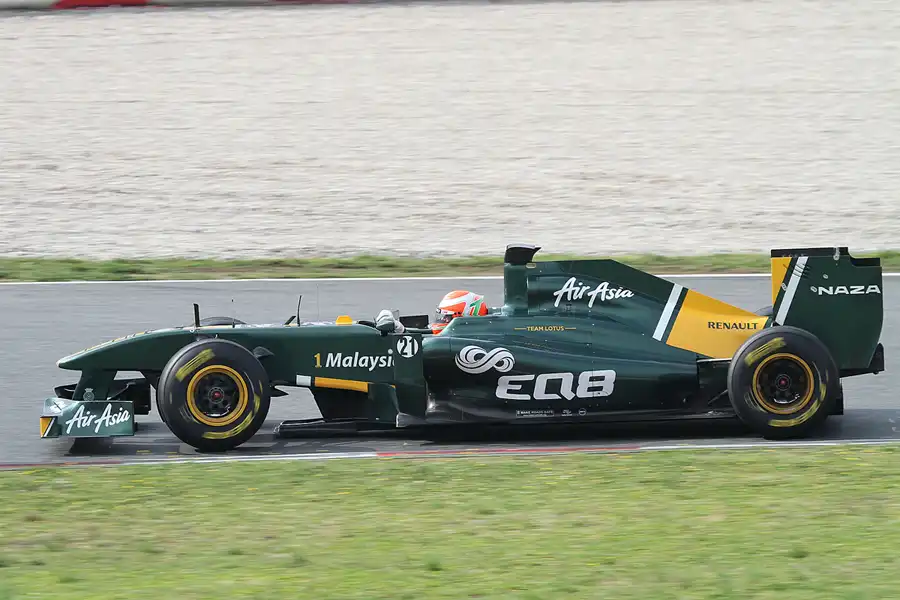 067 | 2011 | Barcelona | Lotus-Renault T128 | Jarno Trulli | © carsten riede fotografie