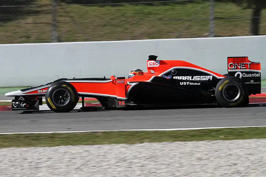 080 | 2011 | Barcelona | Marussia Virgin-Cosworth MVR-02 | Jerome D`Ambrosio | © carsten riede fotografie
