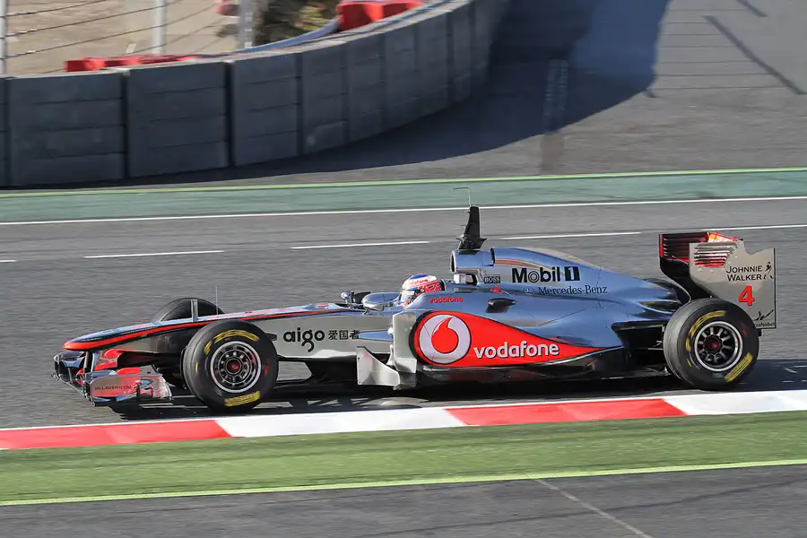 106 | 2011 | Barcelona | McLaren-Mercedes Benz MP4-26 | Jenson Button | © carsten riede fotografie