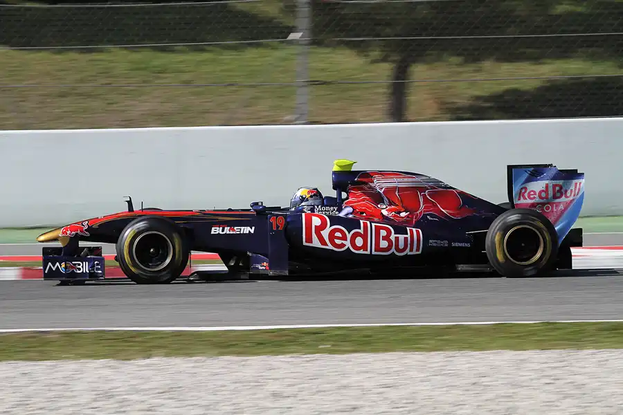 215 | 2011 | Barcelona | Toro Rosso-Ferrari STR6 | Jaime Alguersuari | © carsten riede fotografie