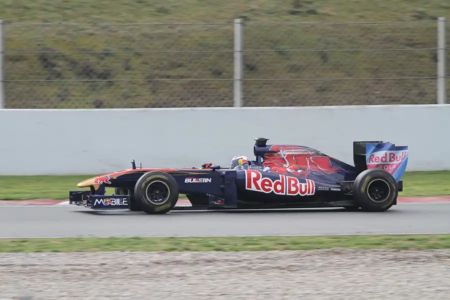 237 | 2011 | Barcelona | Toro Rosso-Ferrari STR6 | Daniel Ricciardo | © carsten riede fotografie