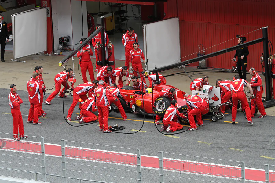 022 | 2011 | Barcelona | Ferrari 150° Italia | Felipe Massa | © carsten riede fotografie