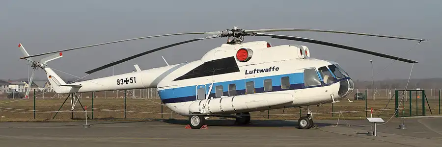 002 | 2011 | Berlin | Flugplatz Gatow (GWW) | © carsten riede fotografie