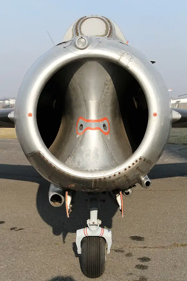 011 | 2011 | Berlin | Flugplatz Gatow (GWW) | © carsten riede fotografie