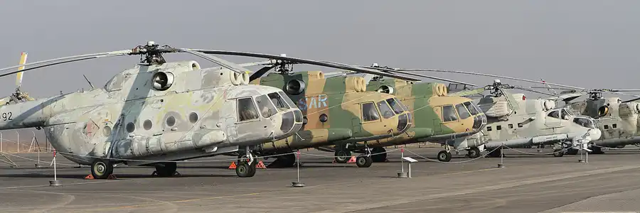 024 | 2011 | Berlin | Flugplatz Gatow (GWW) | © carsten riede fotografie