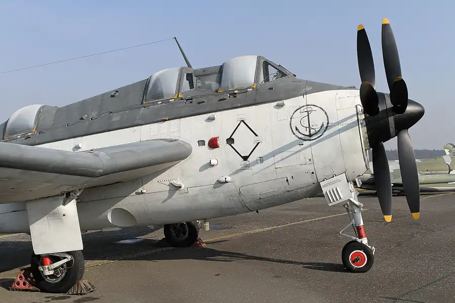 040 | 2011 | Berlin | Flugplatz Gatow (GWW) | © carsten riede fotografie