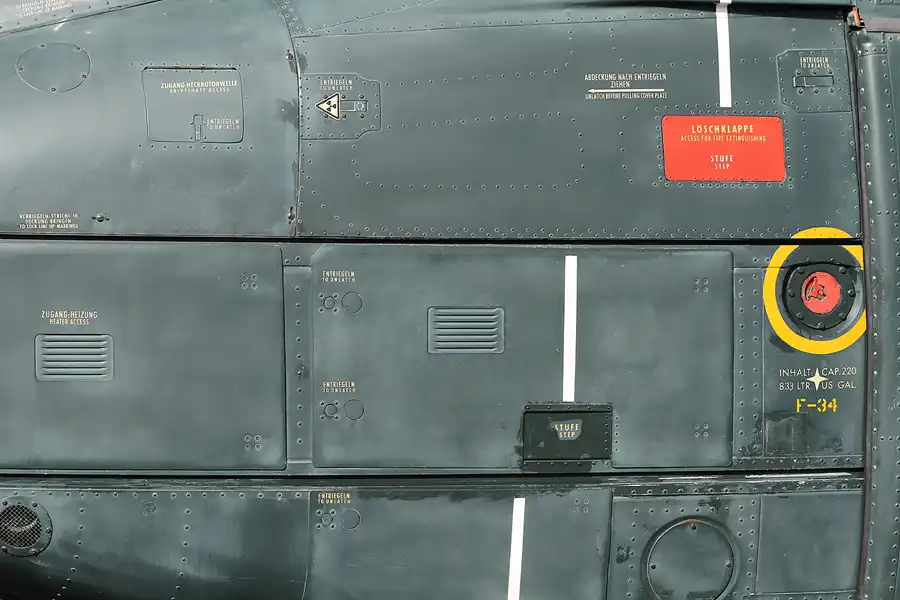 087 | 2011 | Berlin | Flugplatz Gatow (GWW) | © carsten riede fotografie