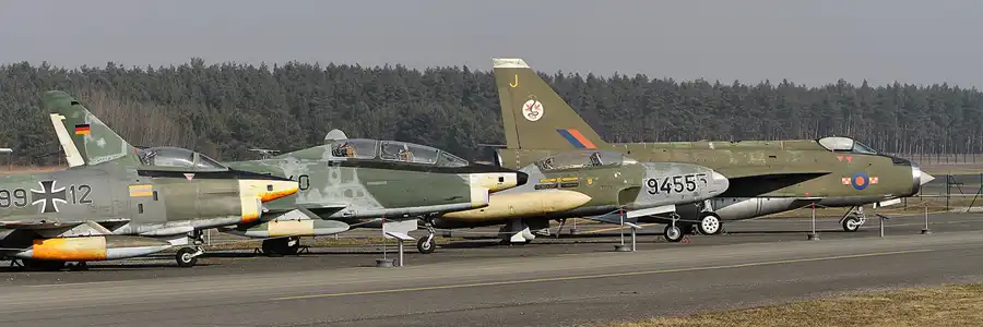 092 | 2011 | Berlin | Flugplatz Gatow (GWW) | © carsten riede fotografie