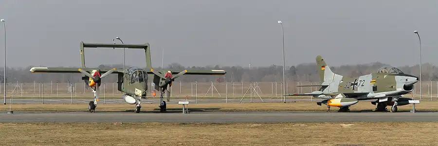 093 | 2011 | Berlin | Flugplatz Gatow (GWW) | © carsten riede fotografie