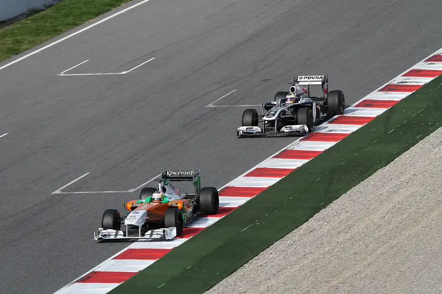 036 | 2011 | Barcelona | Force India-Mercedes Benz VJM04 | Paul Di Resta + Williams-Cosworth FW33 | Pastor Maldonado | © carsten riede fotografie