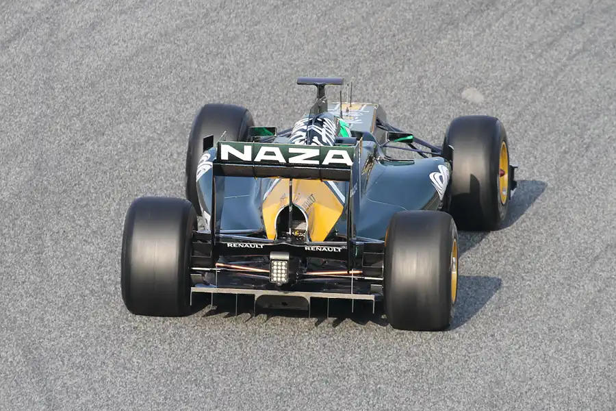 069 | 2011 | Barcelona | Lotus-Renault T128 | Heikki Kovalainen | © carsten riede fotografie