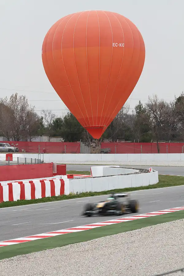 073 | 2011 | Barcelona | Lotus-Renault T128 | Heikki Kovalainen | © carsten riede fotografie
