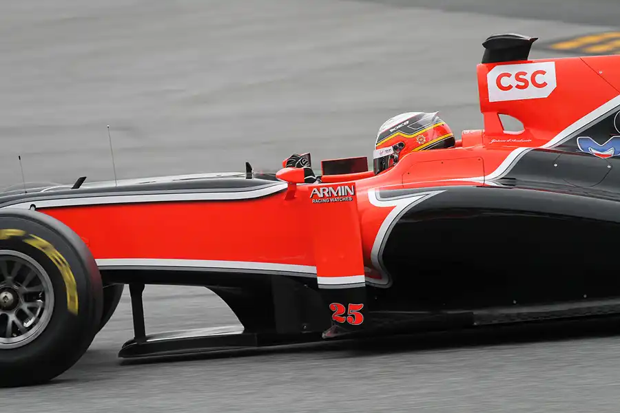 104 | 2011 | Barcelona | Marussia Virgin-Cosworth MVR-02 | Jerome D`Ambrosio | © carsten riede fotografie