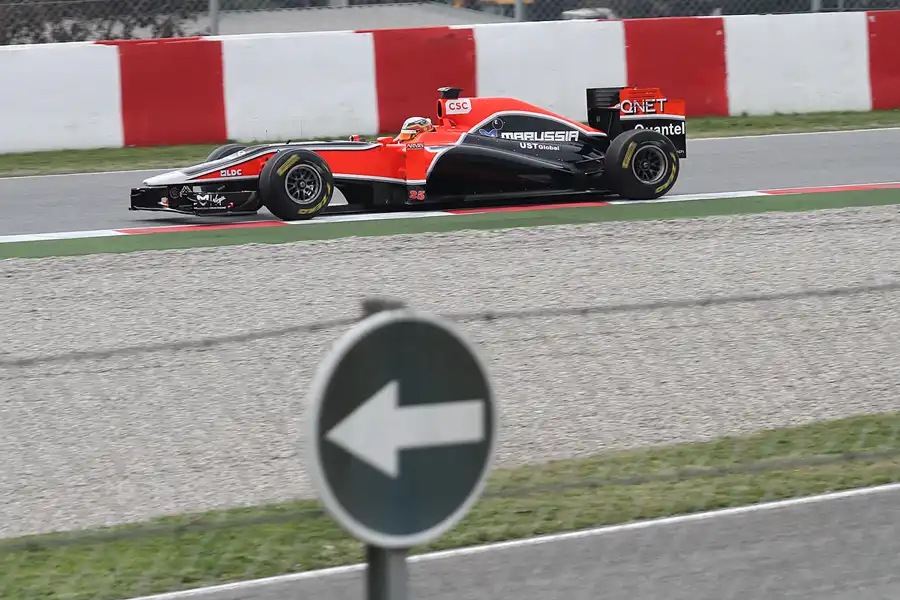 106 | 2011 | Barcelona | Marussia Virgin-Cosworth MVR-02 | Jerome D`Ambrosio | © carsten riede fotografie