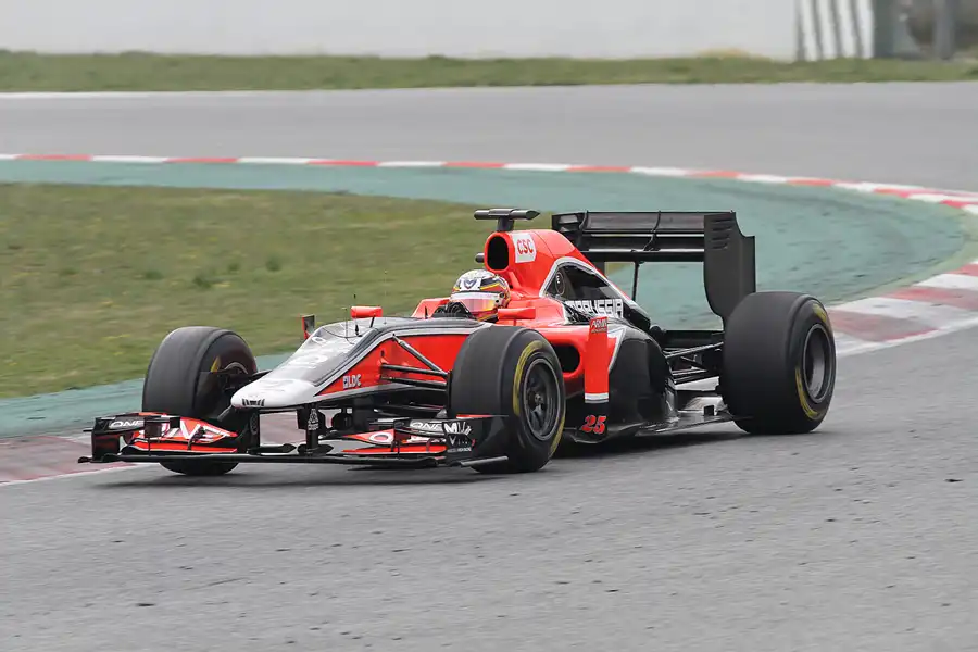119 | 2011 | Barcelona | Marussia Virgin-Cosworth MVR-02 | Jerome D`Ambrosio | © carsten riede fotografie