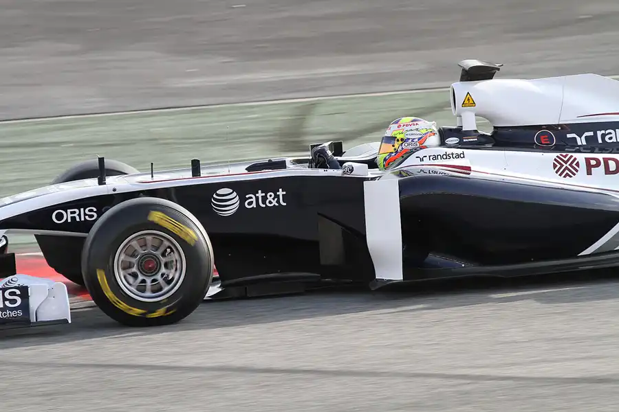 301 | 2011 | Barcelona | Williams-Cosworth FW33 | Pastor Maldonado | © carsten riede fotografie