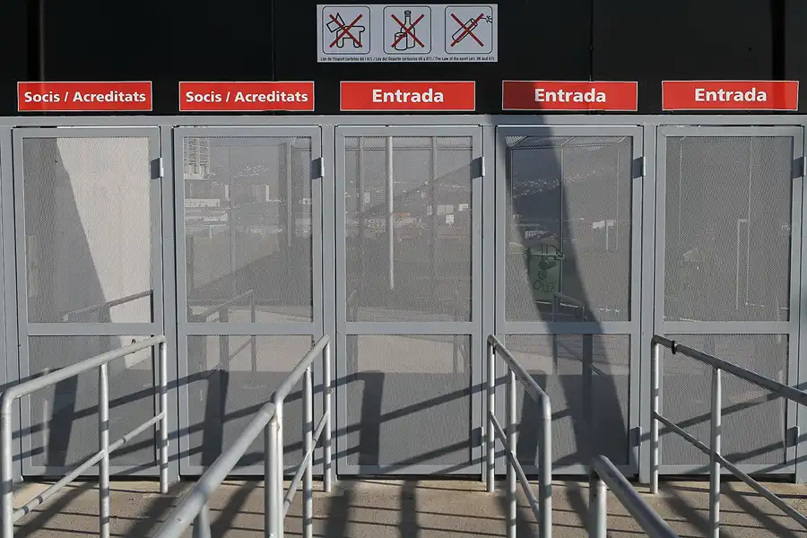 323 | 2011 | Barcelona | Circuit De Catalunya | © carsten riede fotografie