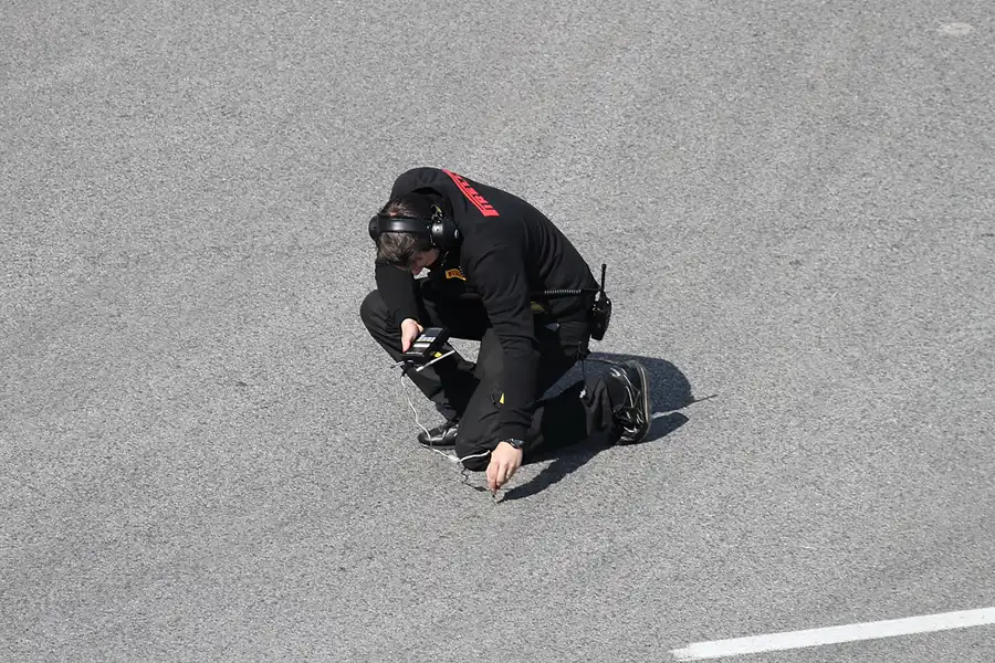 330 | 2011 | Barcelona | Circuit De Catalunya | Pirelli Man | © carsten riede fotografie