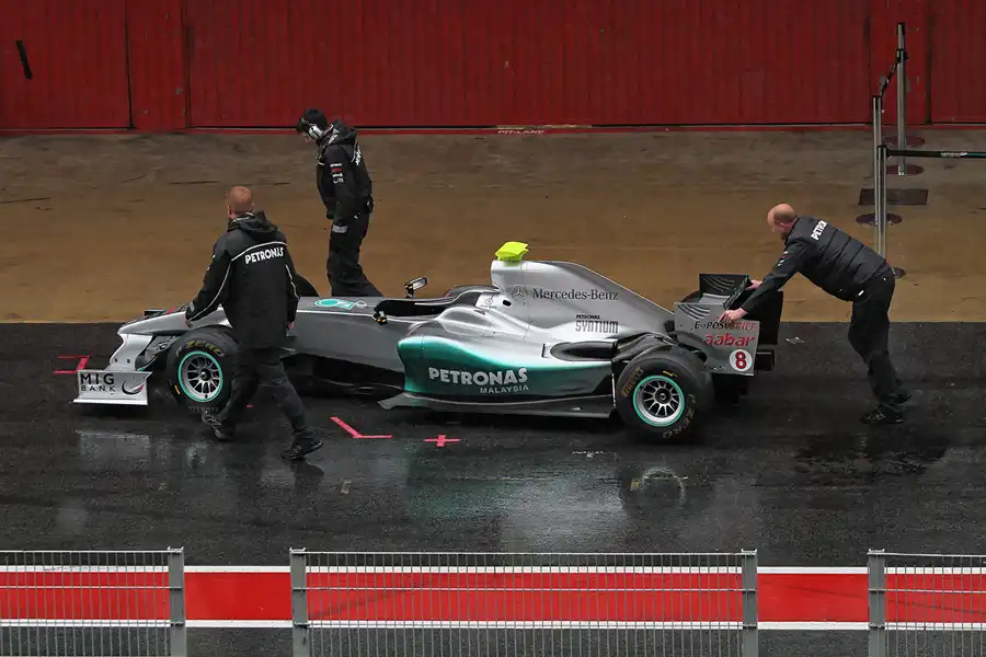 065 | 2011 | Barcelona | Mercedes Benz W01 – 13:59 | © carsten riede fotografie