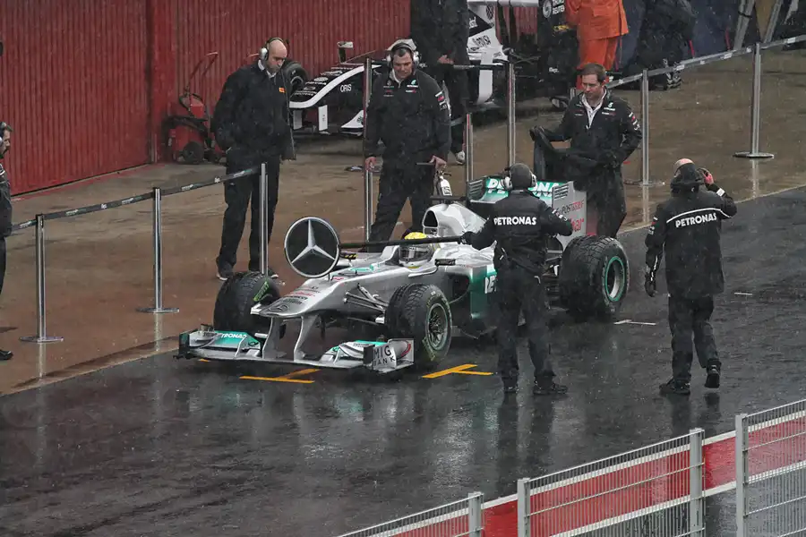 078 | 2011 | Barcelona | Mercedes Benz W02 | Nico Rosberg – 14:34 | © carsten riede fotografie