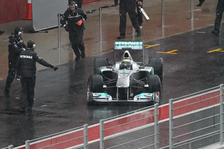 080 | 2011 | Barcelona | Mercedes Benz W02 | Nico Rosberg – 14:34 | © carsten riede fotografie