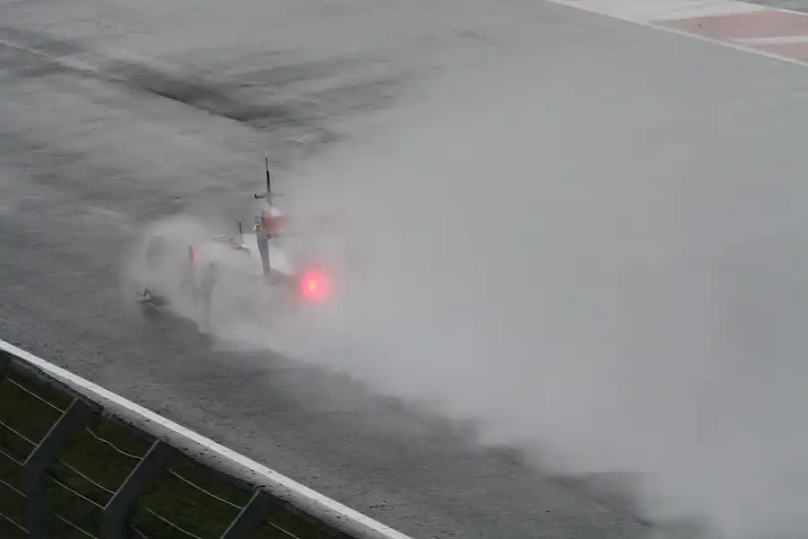 103 | 2011 | Barcelona | McLaren-Mercedes Benz MP4-26 | Lewis Hamilton – 15:19 | © carsten riede fotografie