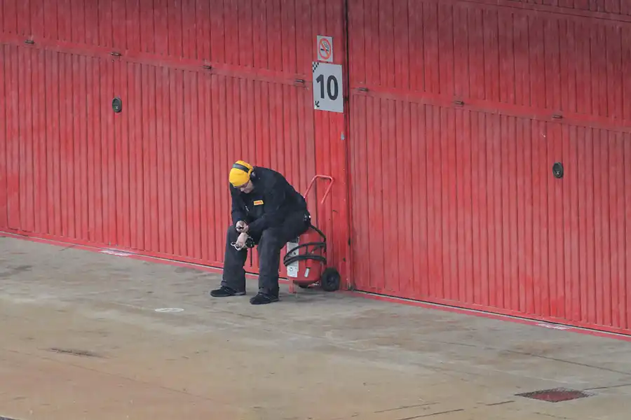 145 | 2011 | Barcelona | Pirelli Man – 16:28 | © carsten riede fotografie