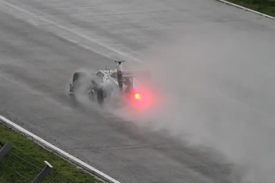 172 | 2011 | Barcelona | Williams-Cosworth FW33 | Pastor Maldonado – 16:57 | © carsten riede fotografie