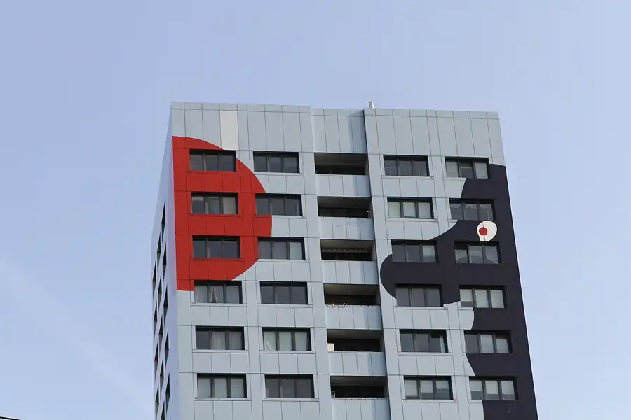 002 | 2011 | Berlin | Gustavo-Haus | © carsten riede fotografie