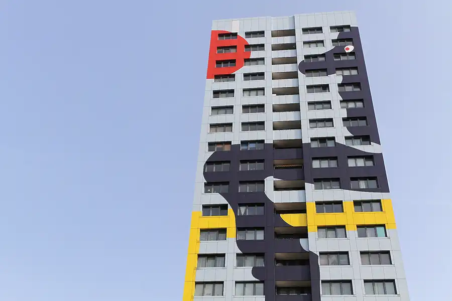 015 | 2011 | Berlin | Gustavo-Haus | © carsten riede fotografie