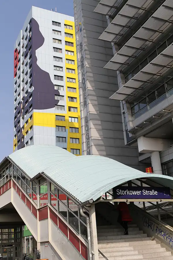 018 | 2011 | Berlin | Gustavo-Haus | © carsten riede fotografie