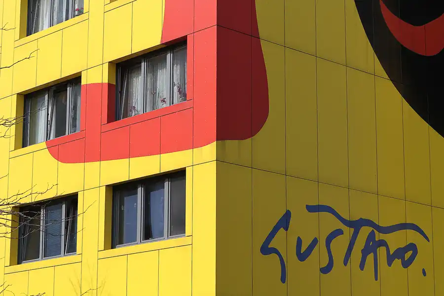 023 | 2011 | Berlin | Gustavo-Haus | © carsten riede fotografie