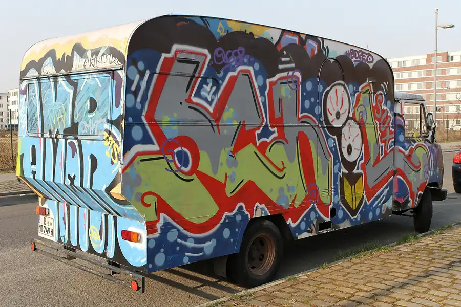 050 | 2011 | Berlin | Erich-Nehlhans-Strasse | © carsten riede fotografie