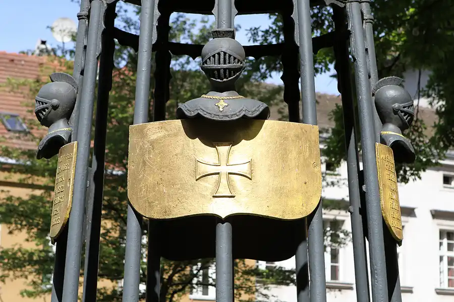 033 | 2011 | Berlin | Reformationsplatz | © carsten riede fotografie