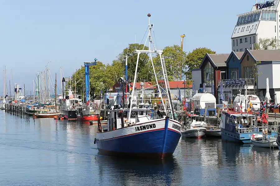 002 | 2011 | Rostock-Warnemünde | Alter Strom | © carsten riede fotografie