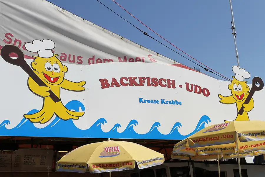 008 | 2011 | Rostock-Warnemünde | Am Strom | © carsten riede fotografie