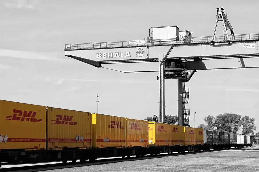 027 | 2011 | Berlin | Westhafen | © carsten riede fotografie