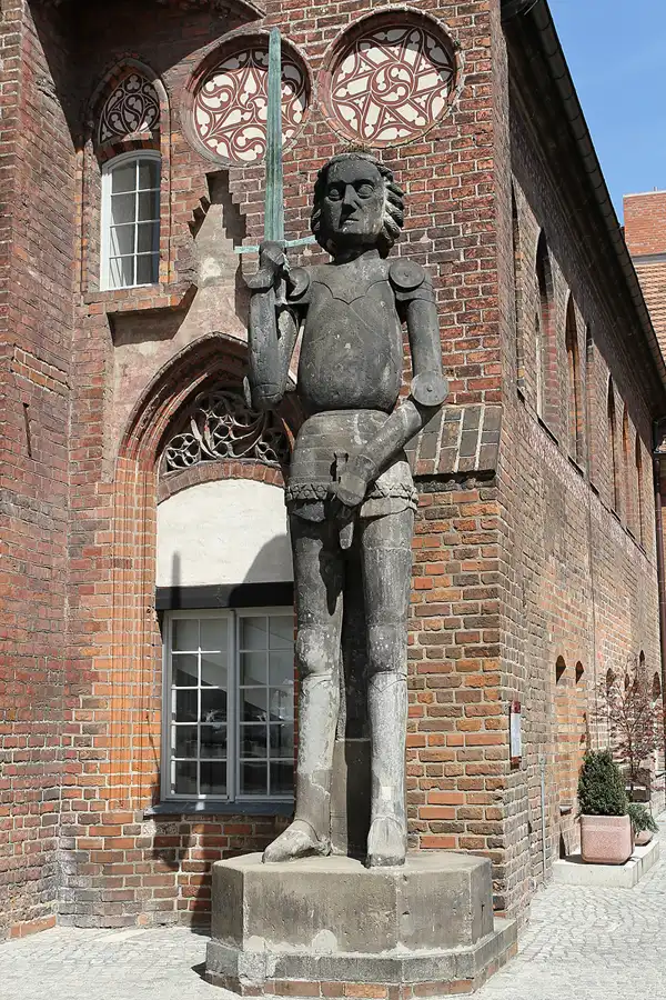 014 | 2011 | Brandenburg | Rathaus | © carsten riede fotografie