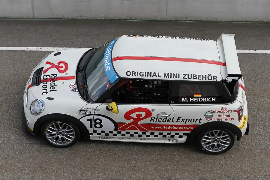 100 | 2011 | Sachsenring | Mini Challenge | © carsten riede fotografie