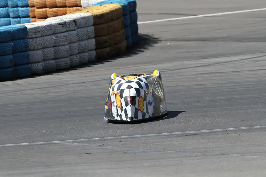 030 | 2011 | Eurospeedway | Shell Eco-marathon – Kategorie Prototype | © carsten riede fotografie