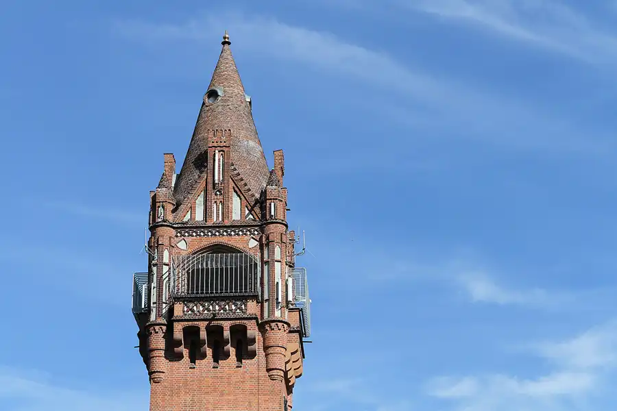 002 | 2011 | Berlin | Grunewaldturm | © carsten riede fotografie