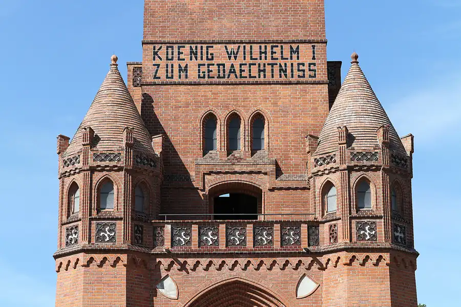 005 | 2011 | Berlin | Grunewaldturm | © carsten riede fotografie