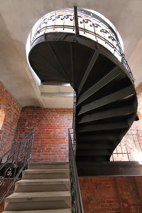 014 | 2011 | Berlin | Im Grunewaldturm | © carsten riede fotografie