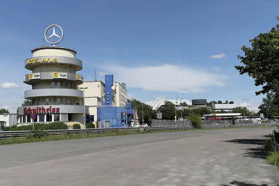 040 | 2011 | Berlin | Motel Avus an der Avus Nordkurve | © carsten riede fotografie