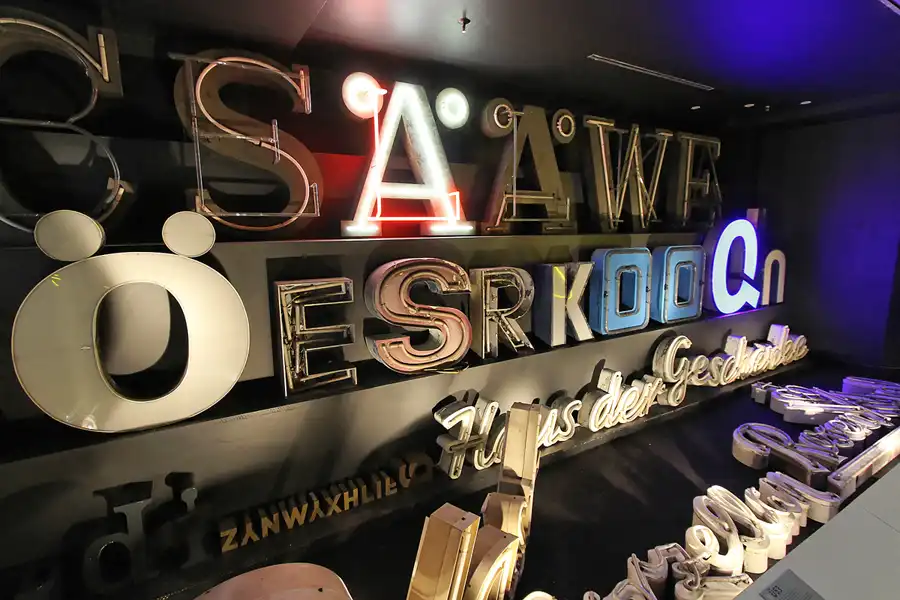 003 | 2011 | Berlin | Buchstabenmuseum | © carsten riede fotografie