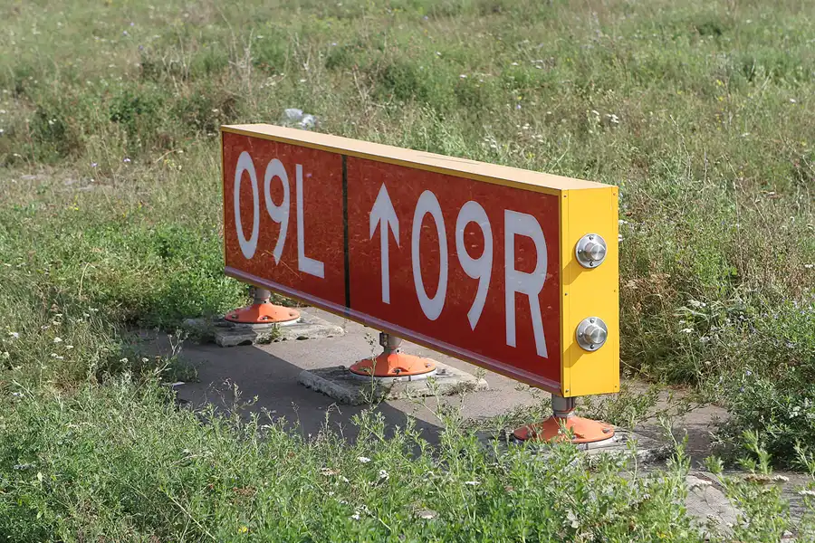006 | 2011 | Berlin | Tempelhof Field | © carsten riede fotografie