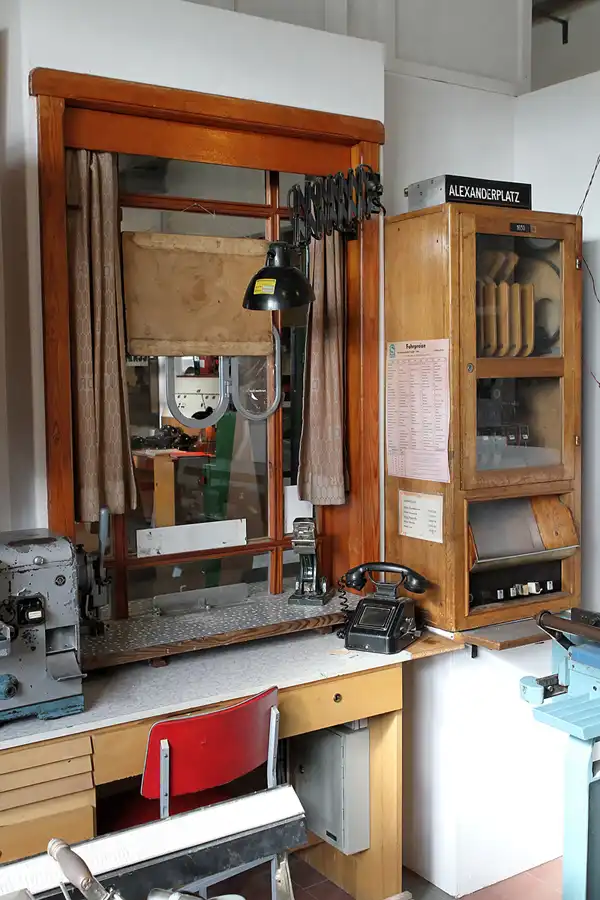 025 | 2011 | Griebnitzsee | S-Bahn Museum | © carsten riede fotografie