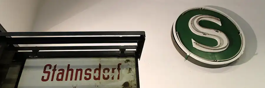 077 | 2011 | Griebnitzsee | S-Bahn Museum | © carsten riede fotografie