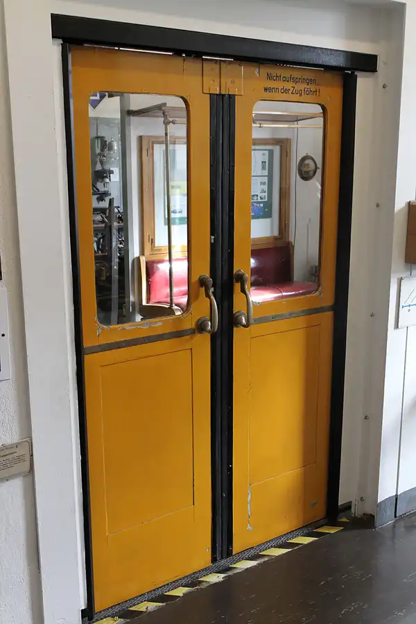 033 | 2011 | Berlin | U-Bahn Museum | © carsten riede fotografie