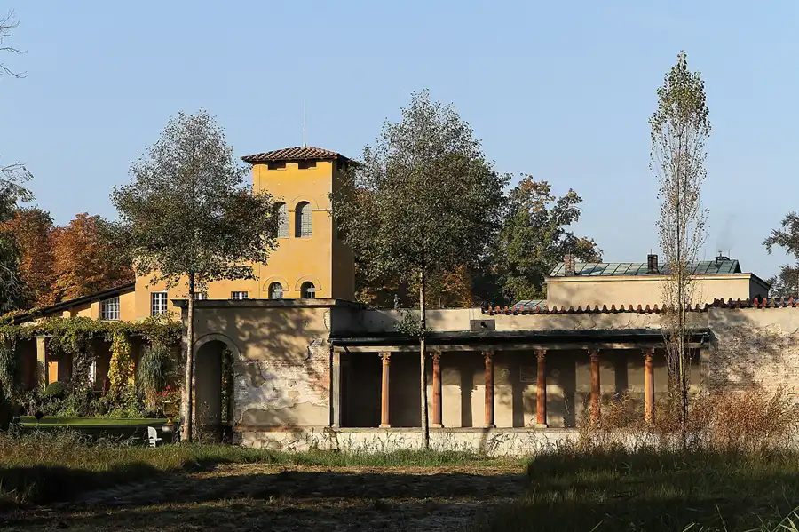 022 | 2011 | Potsdam | Park Charlottenhof – Römische Bäder | © carsten riede fotografie